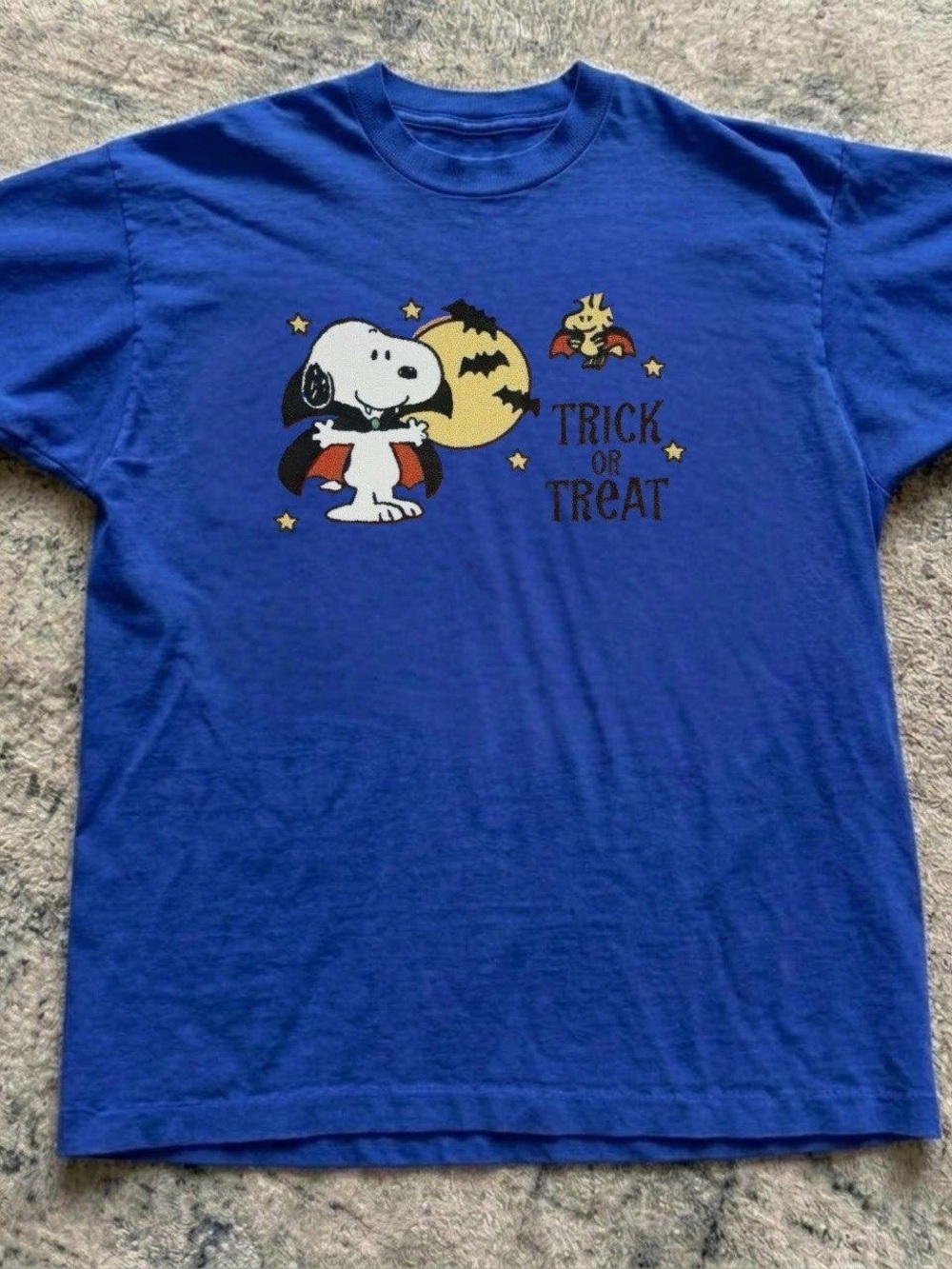 Gildan Blue Snoopy "Trick or Treat" Halloween Graphic Tee